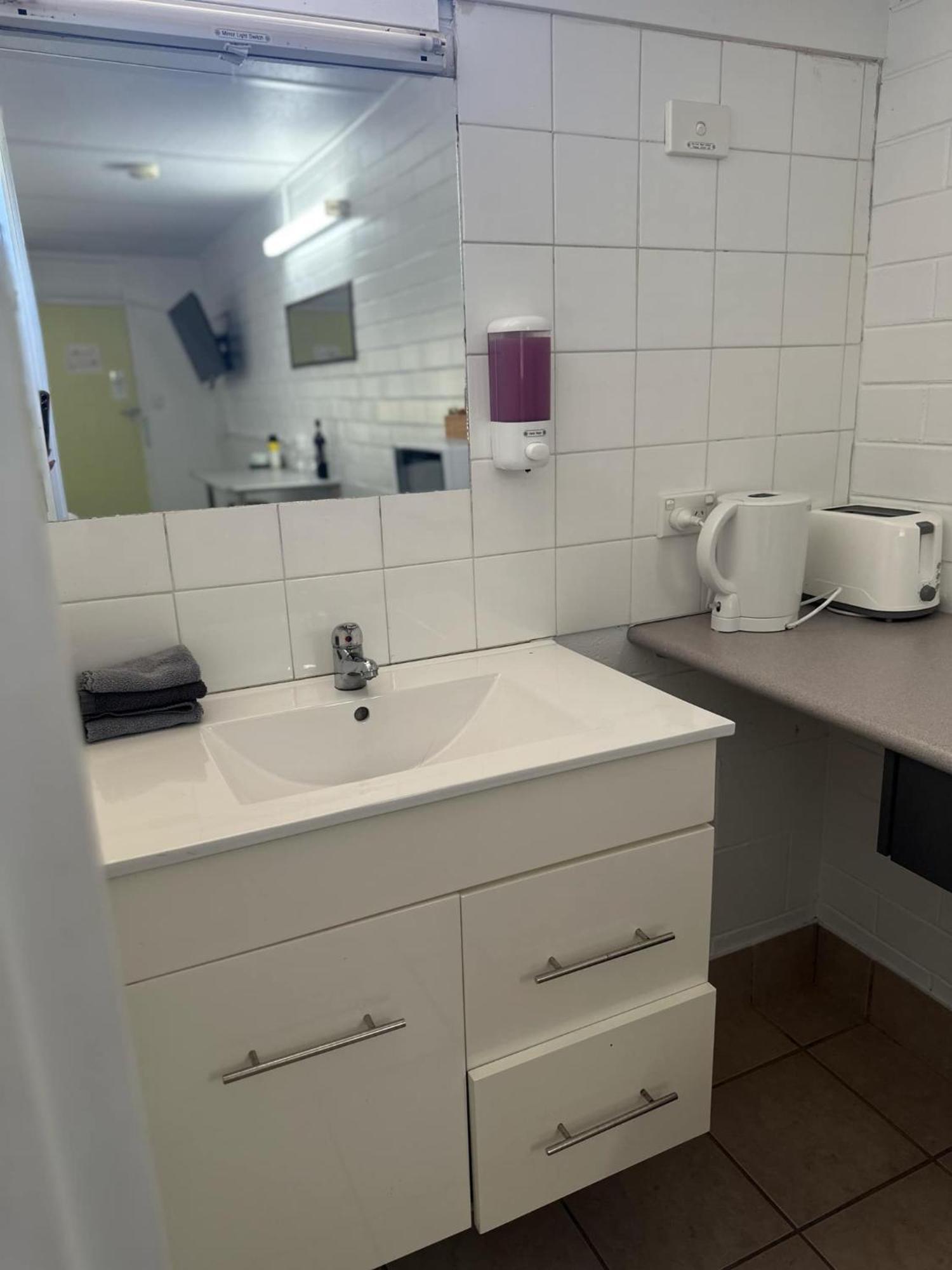 24Hourcheck-In- Bridgewater Motel-Victoria-Australia Bridgewater On Loddon Exterior foto